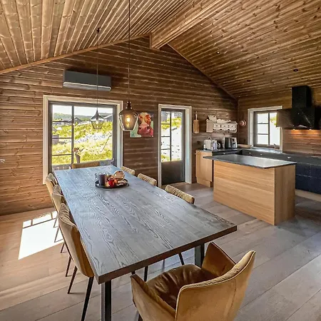 4 Bedroom Stunning In بيت للعطل *